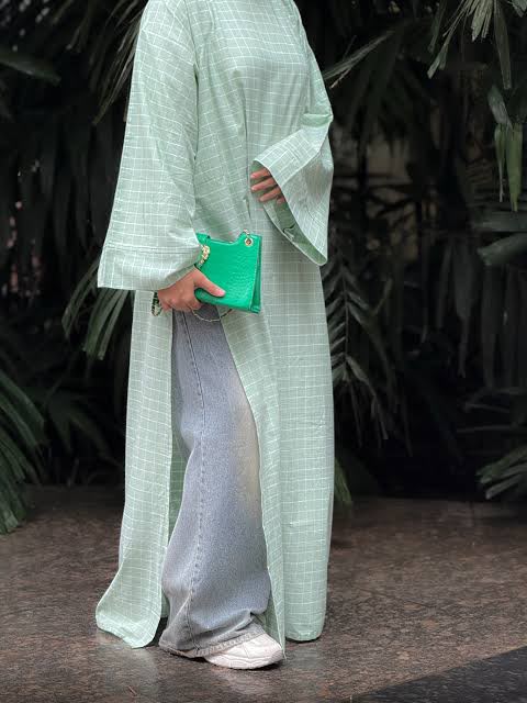 Minimal Grid Print Long Kaftan